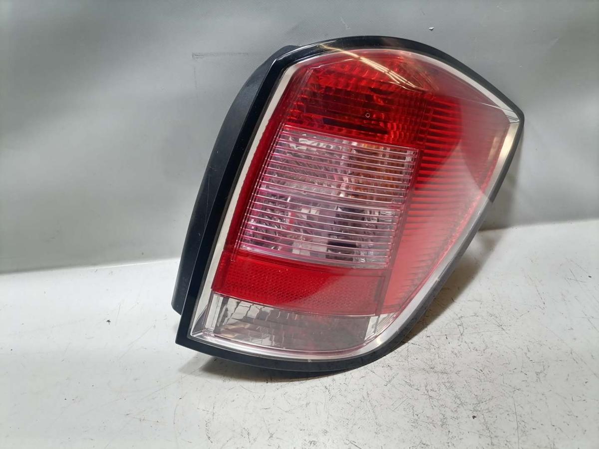 Opel Astra H original Rücklicht Rückleuchte Schlussleuchte rechts Kombi Facelift Bj.2009